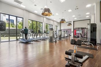 2 Indoor/outdoor state-of-the-art fitness centers